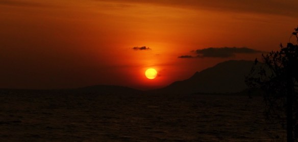 The sunsets over Lake Victoria from the lawn in front of the ICIPE Guest House are wonderful.